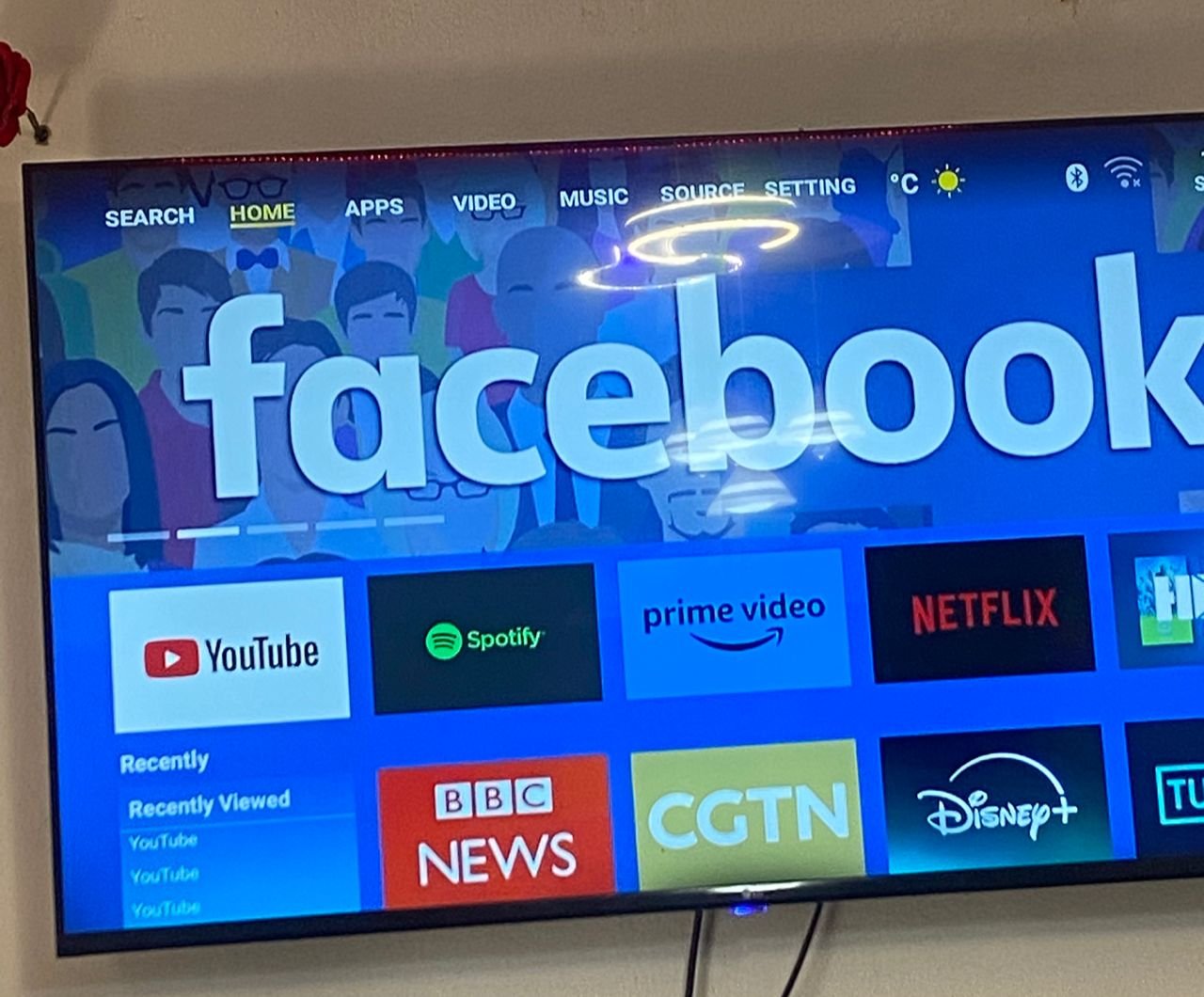 65 LG Smart tv