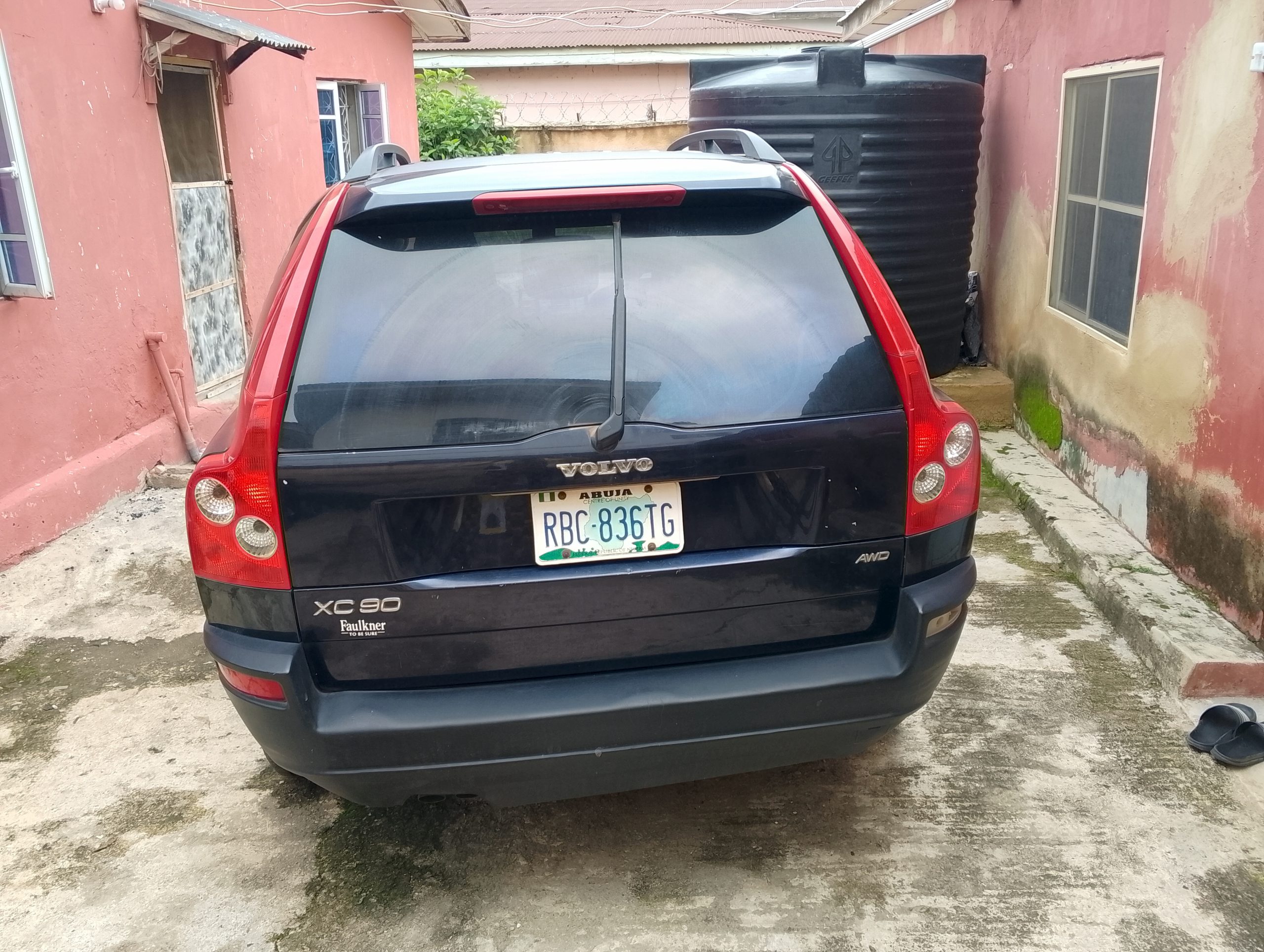 Volvo xc 90 Neatly used 2006 model