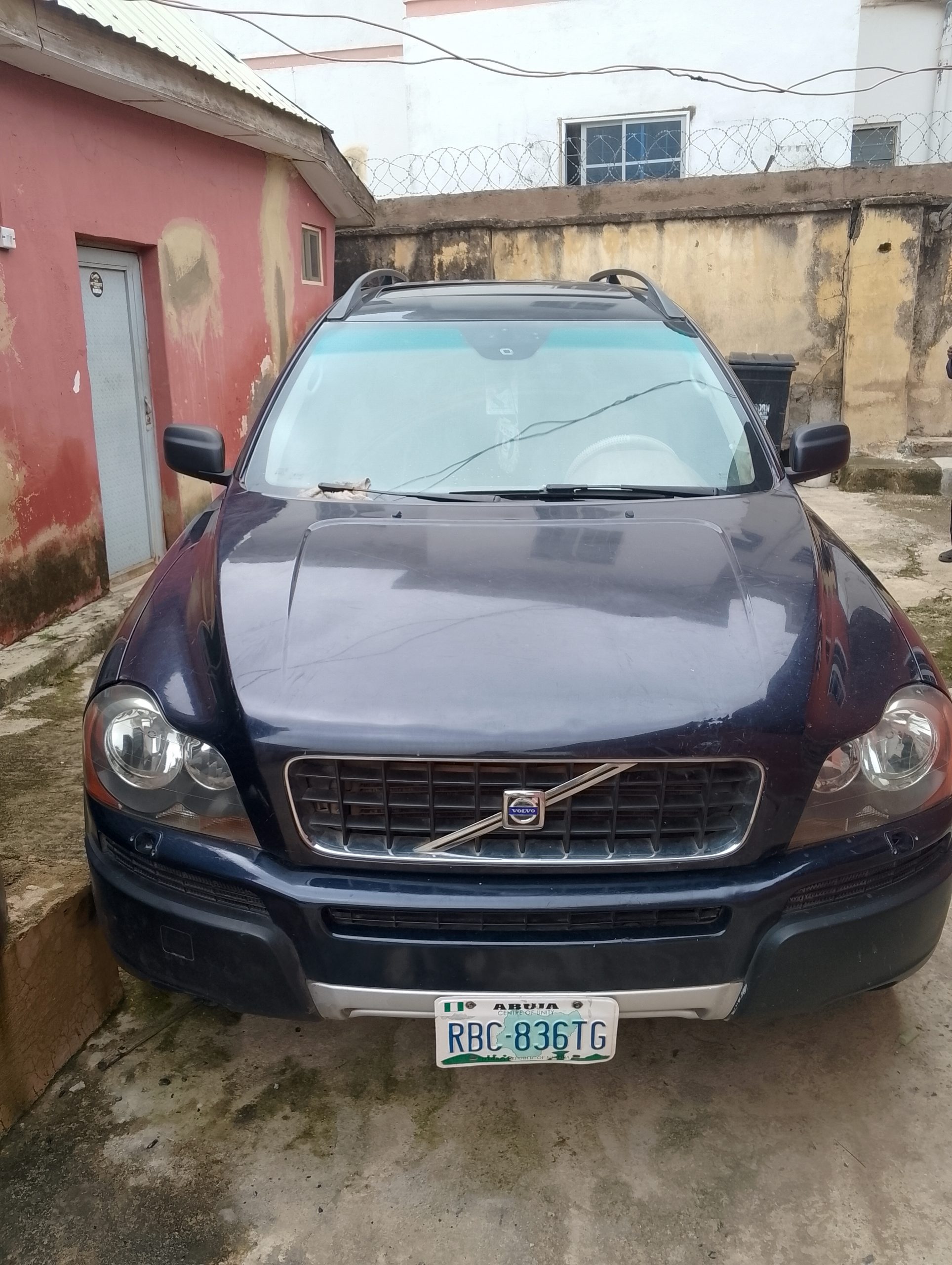 Volvo xc 90 Neatly used 2006 model