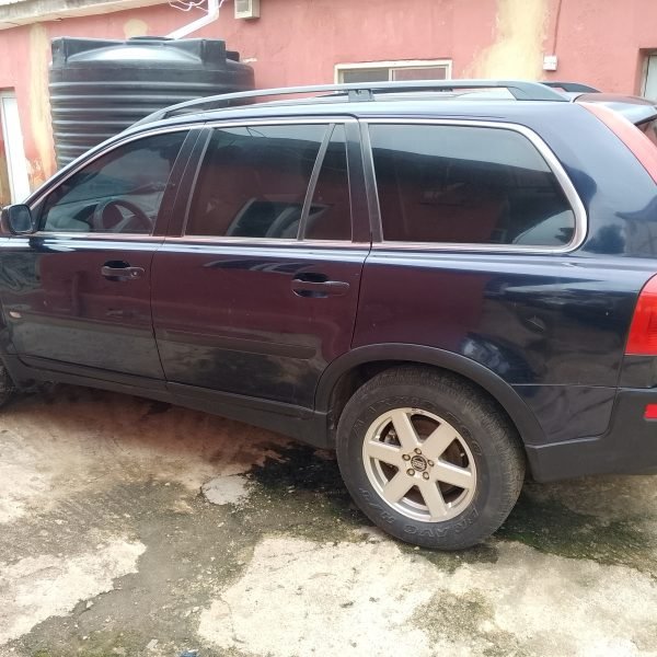 Volvo xc 90 Neatly used 2006 model