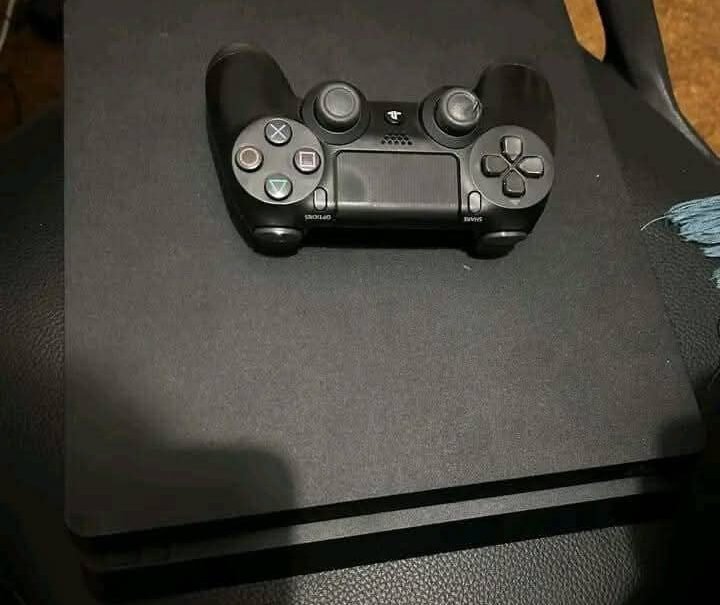 Playstation 4 5 Playstation 4 5 games(fc26 included) 1 joystick