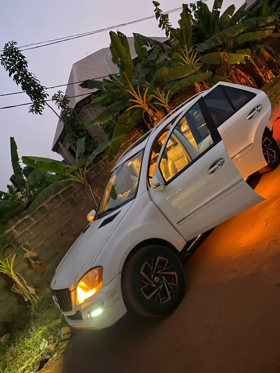 Ml350 2010 full option