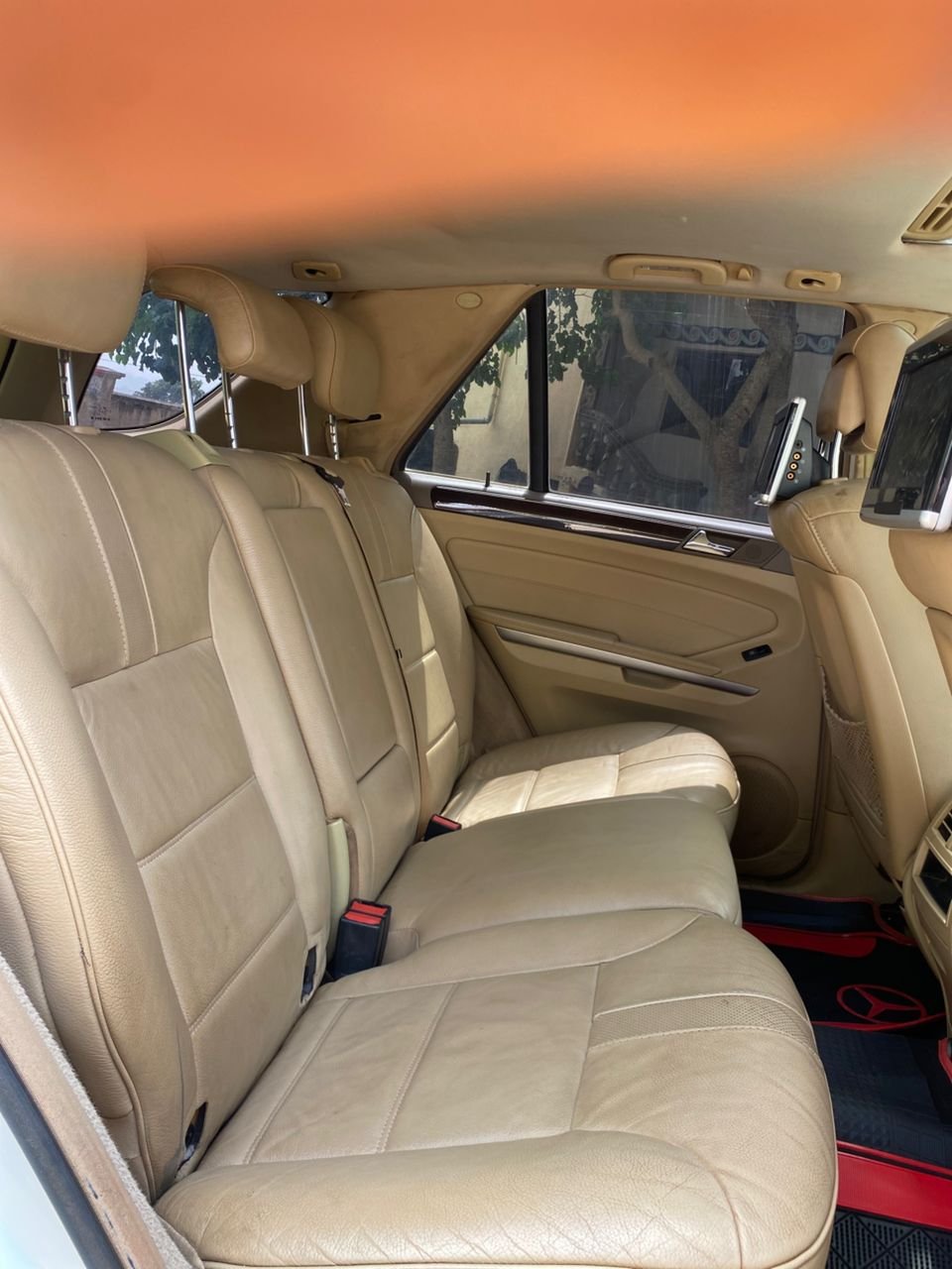 Ml350 2010 full option