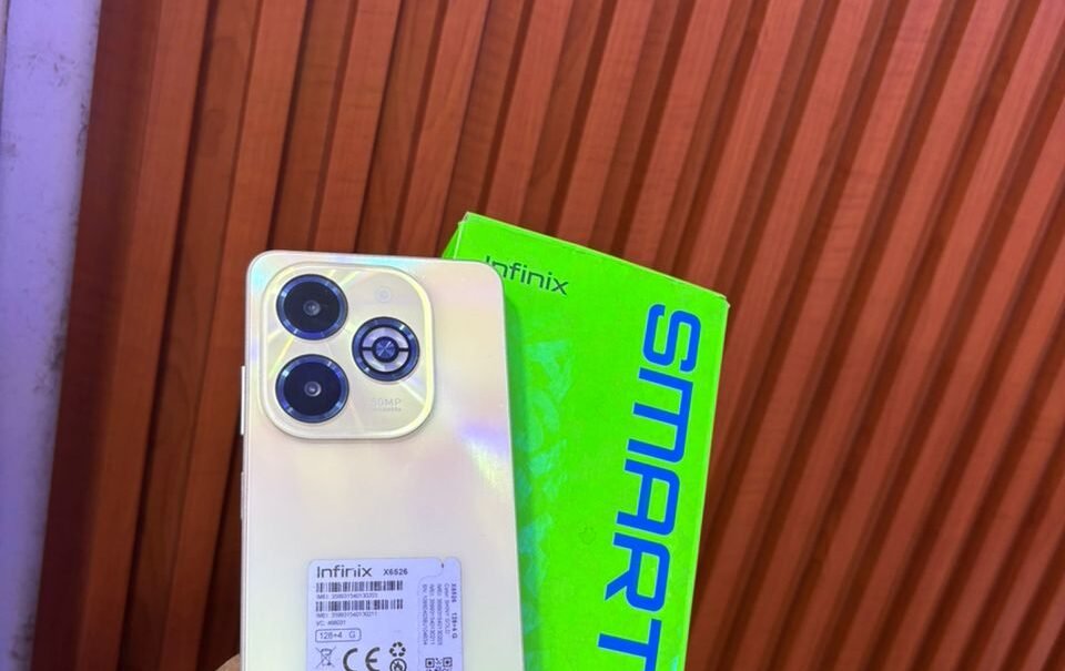 Smart 8 plus 4+4/128gb