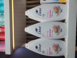 Dove Glowing Body wash