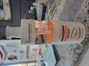 Strong Whitney Body wash