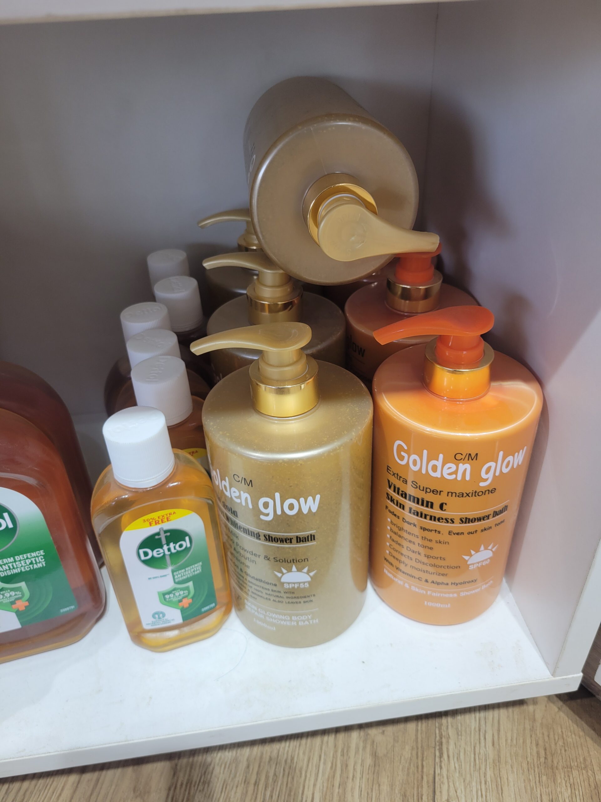 Golden glow body wash