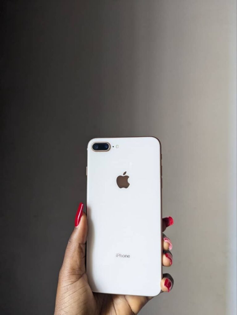 iPhone 8 plus 64gb