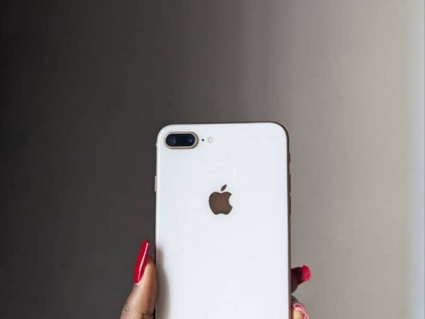 iPhone 8 plus 64gb