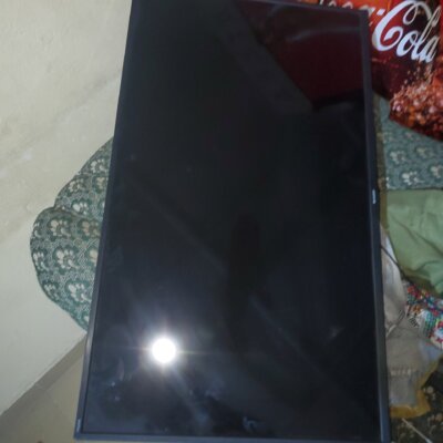 Smart 40 inches tv foe sale