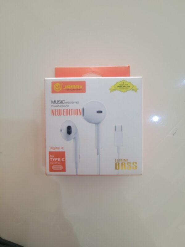 Types-C USB earpiece JAMAX