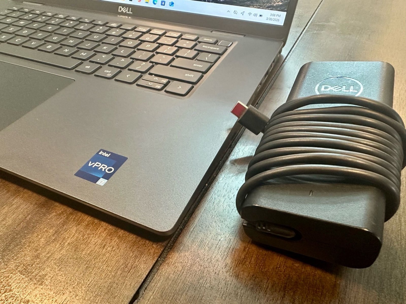 Dell Latitude 7530 – i7-1265U, 32GB RAM, 512GB SSD – 15.6” FHD – W11