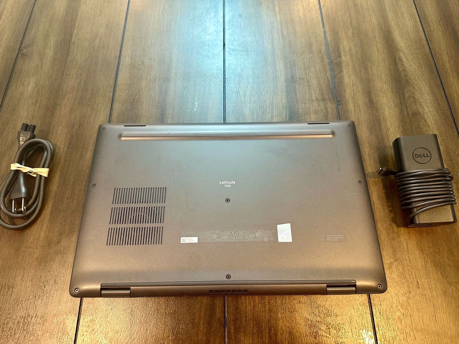 Dell Latitude 7530 – i7-1265U, 32GB RAM, 512GB SSD – 15.6” FHD – W11