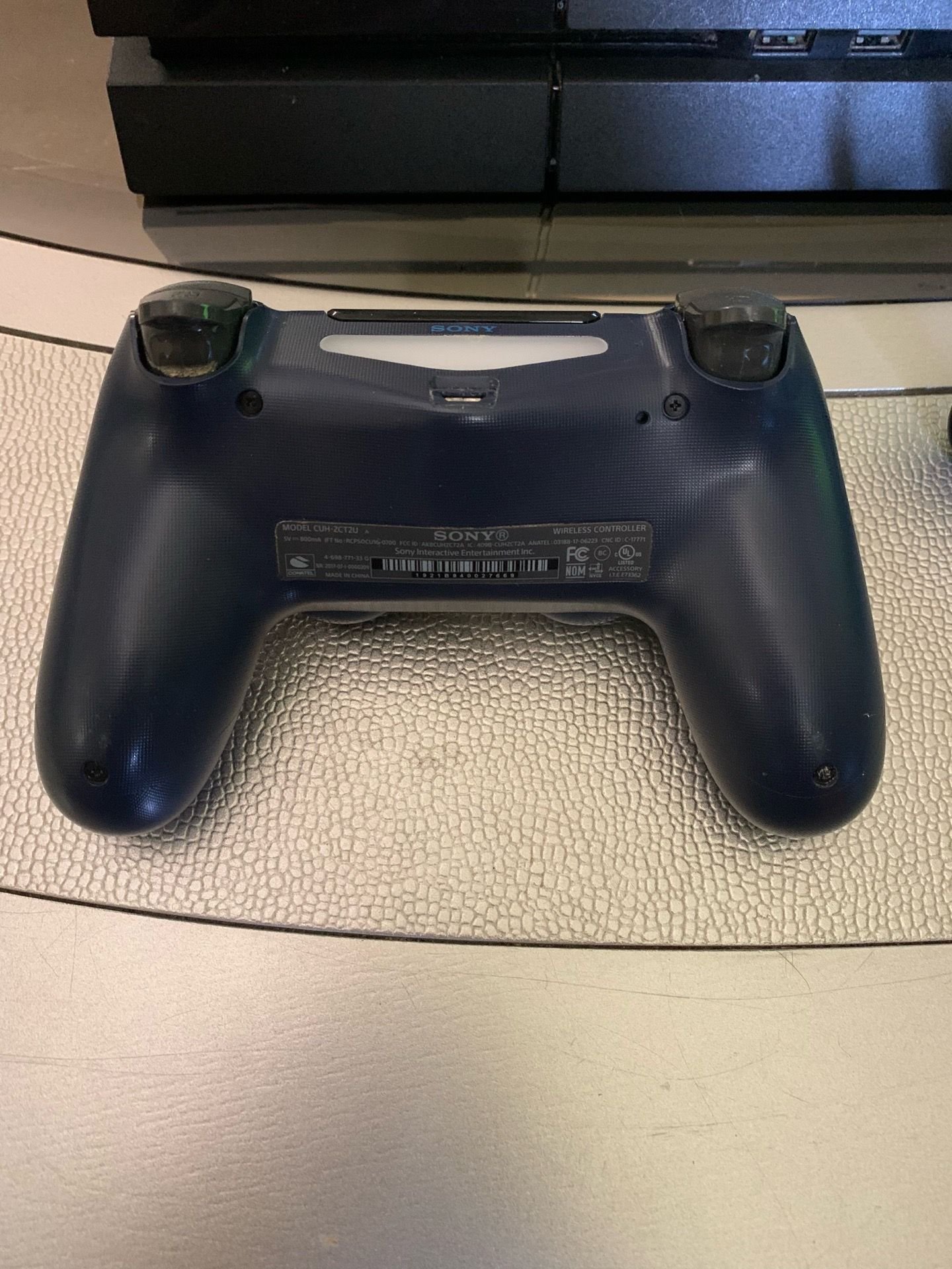 PlayStation 4 W Controller Tested