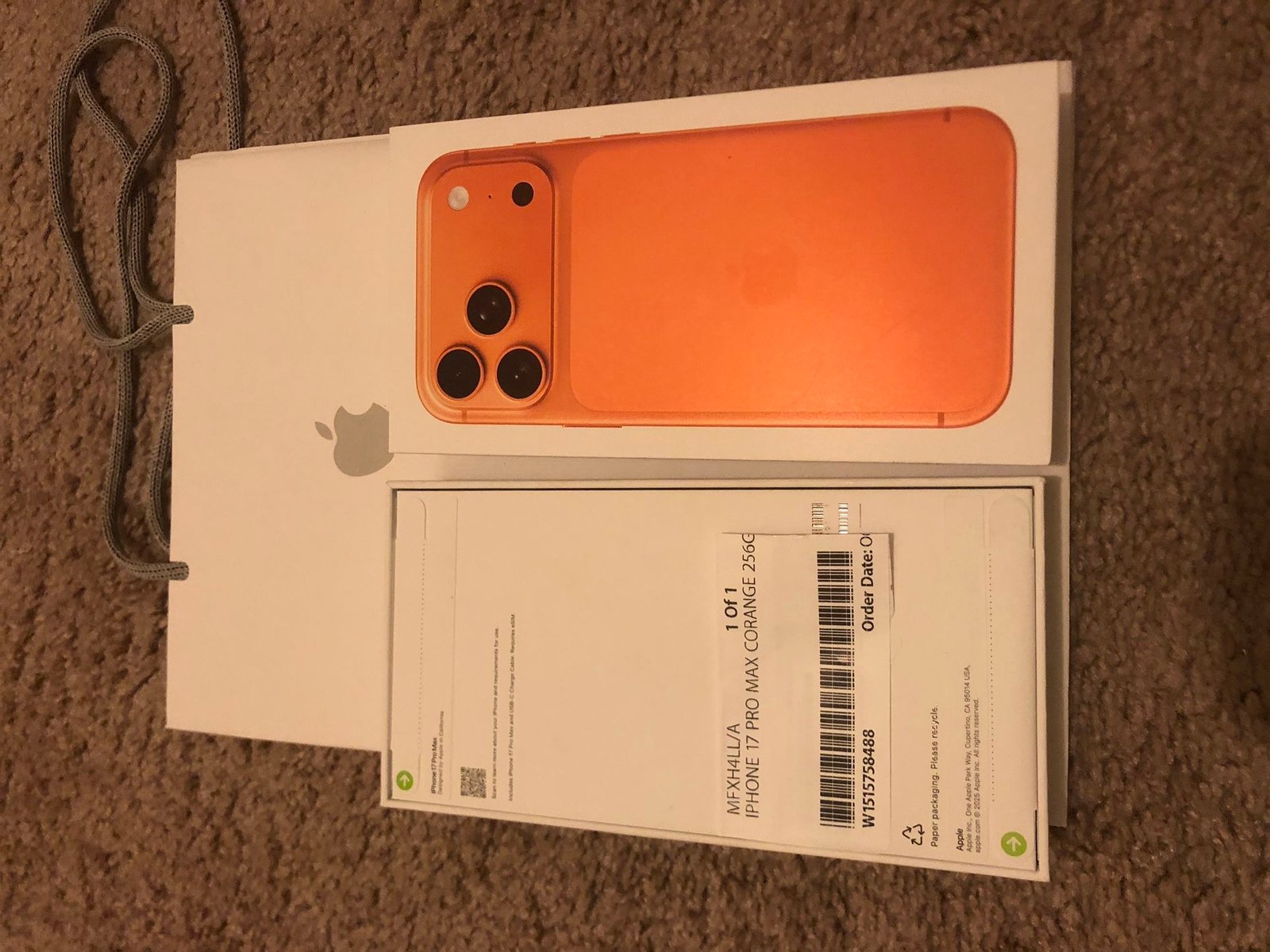 iPhone 17 pro max 256gb