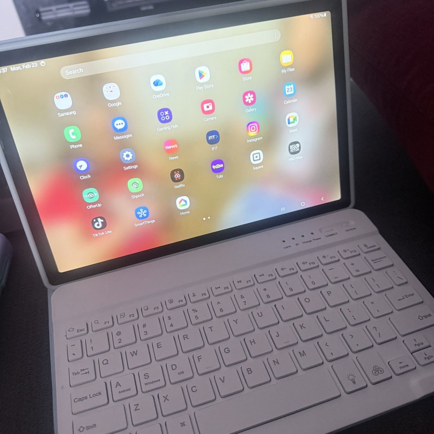 A9 samsung tablet with bluetooth keyboard