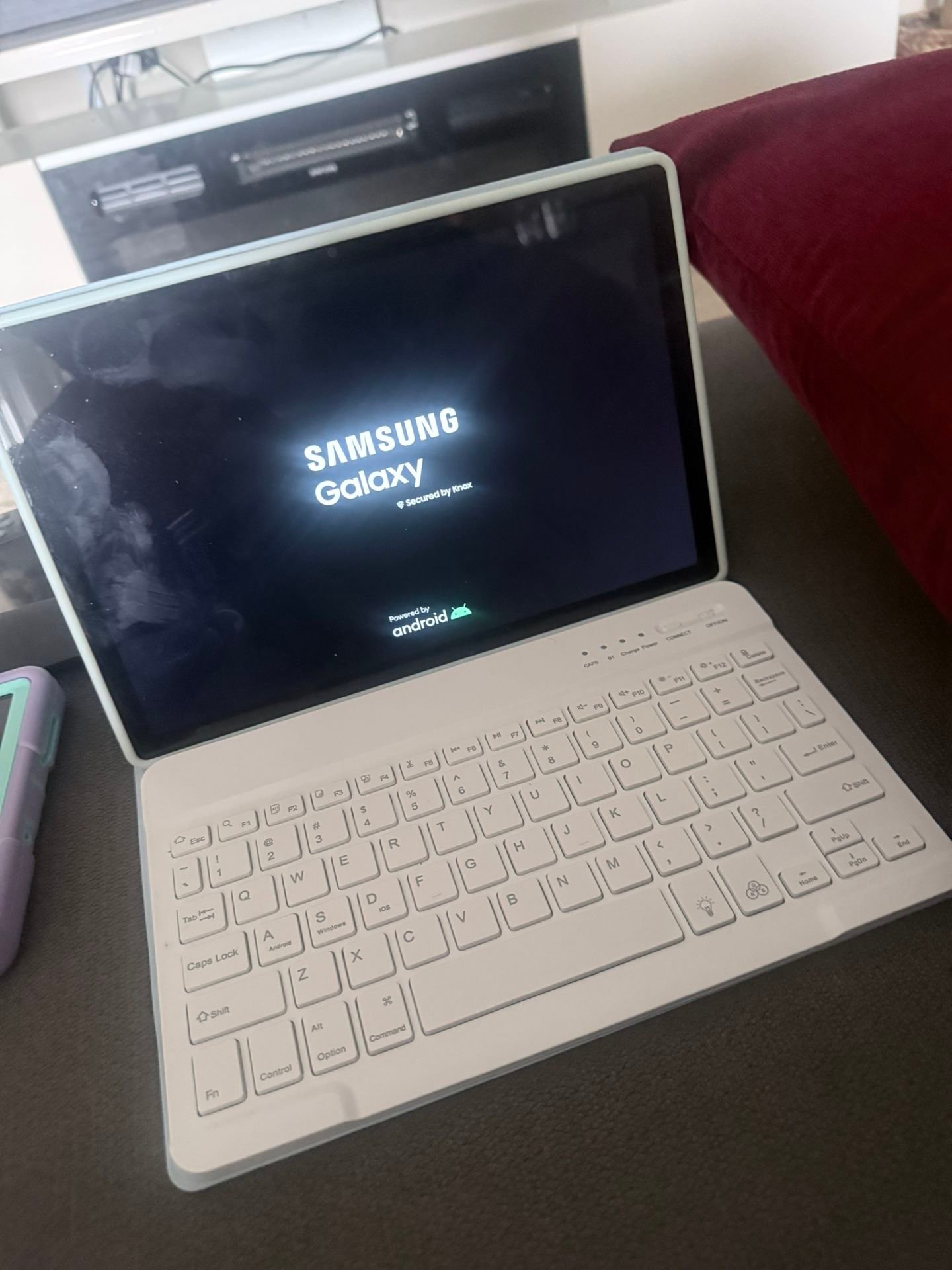 A9 Samsung Tablet with Bluetooth Keyboard