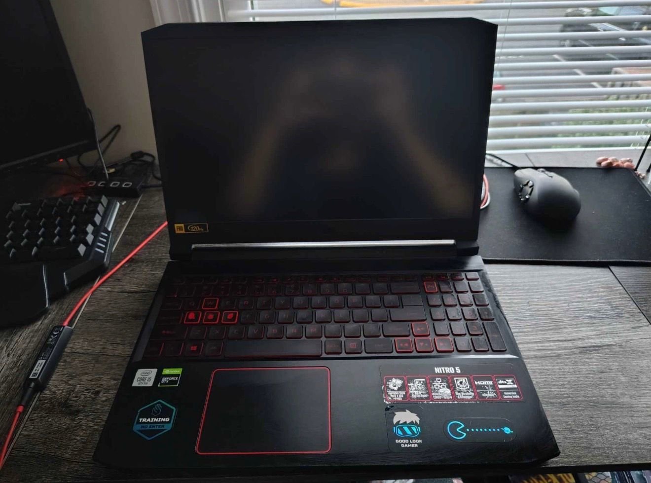 Acer nitro 5 gaming laptop