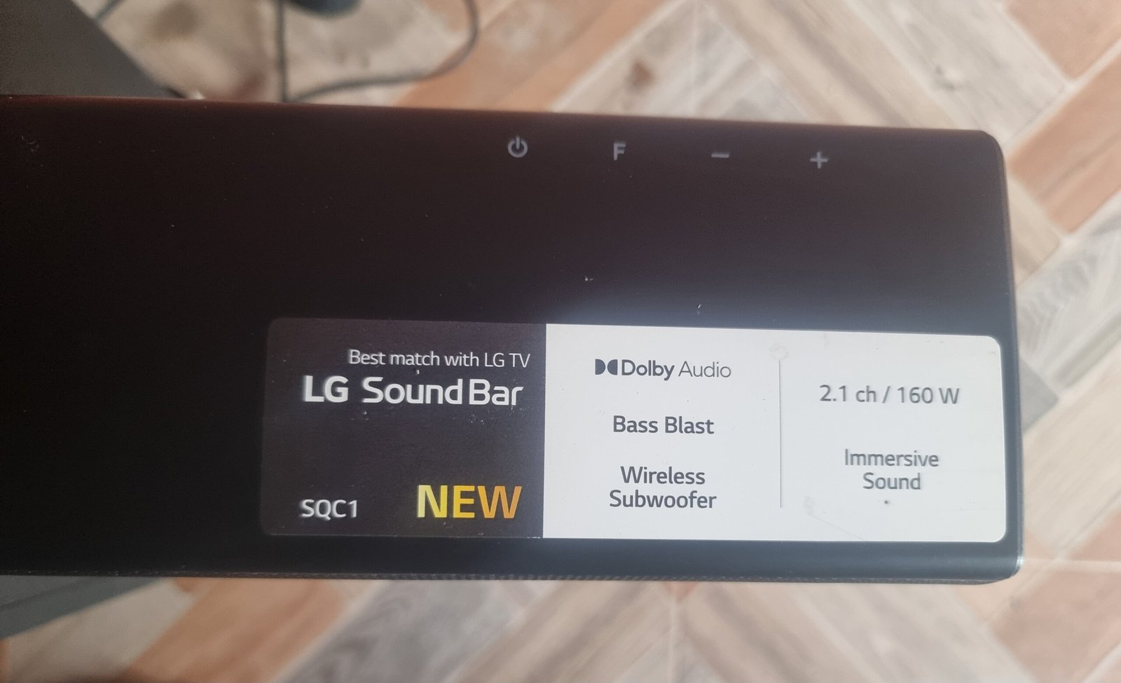LG SCQ1 2.1 ch 160W Soundbar with Wireless subwoofer, Remote and Optical connection