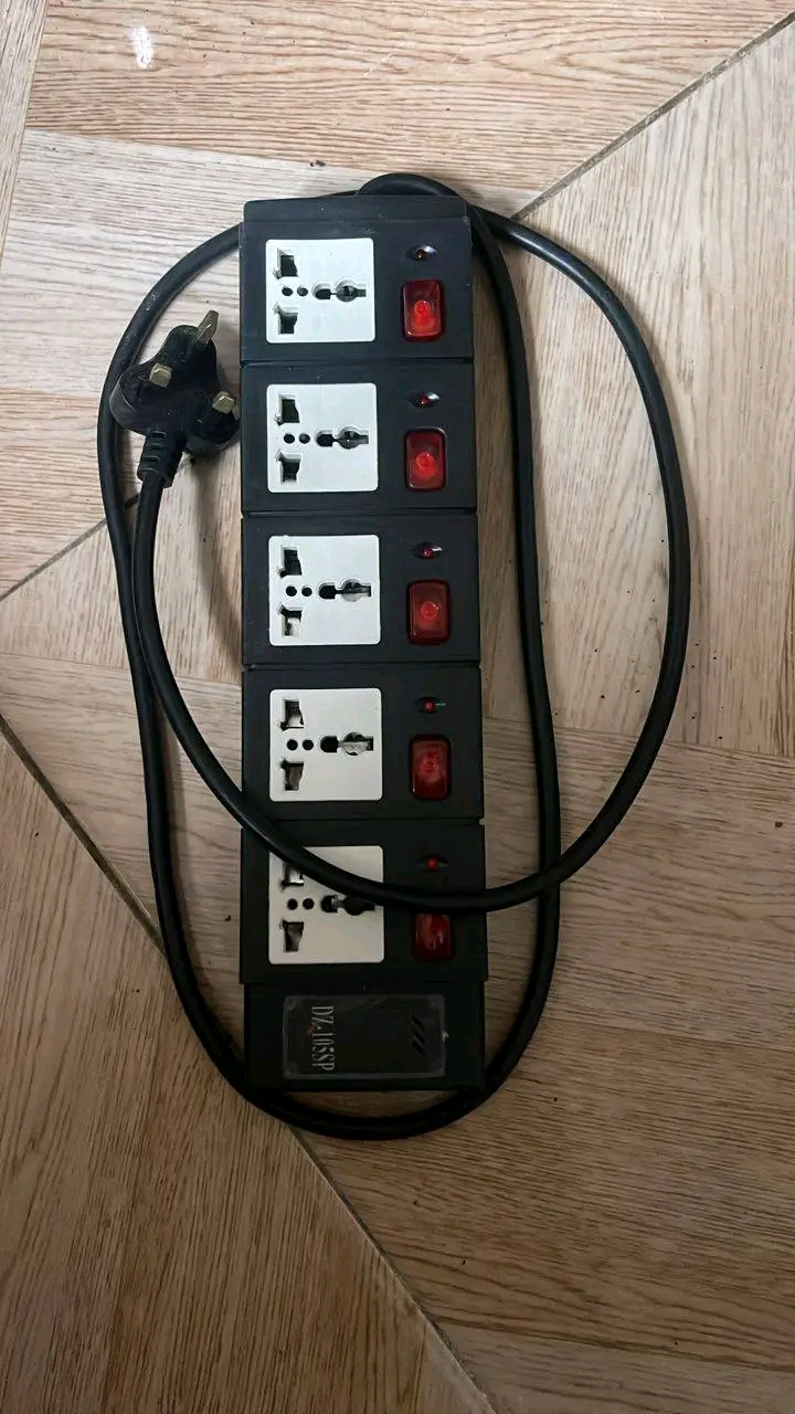 5-Way Extension Socket (Power Strip)