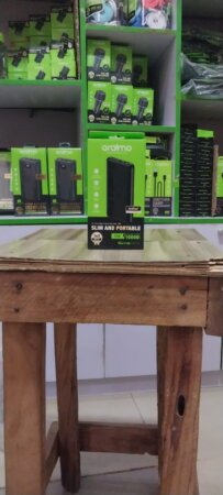Oraimo 10,000mAh power Oraimo 10,000mAh power bank p118d