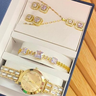 Female jewelry set