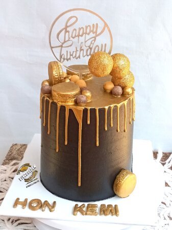 Vivzgolden Cakes’N’more Vivzgolden Cakes’N’more