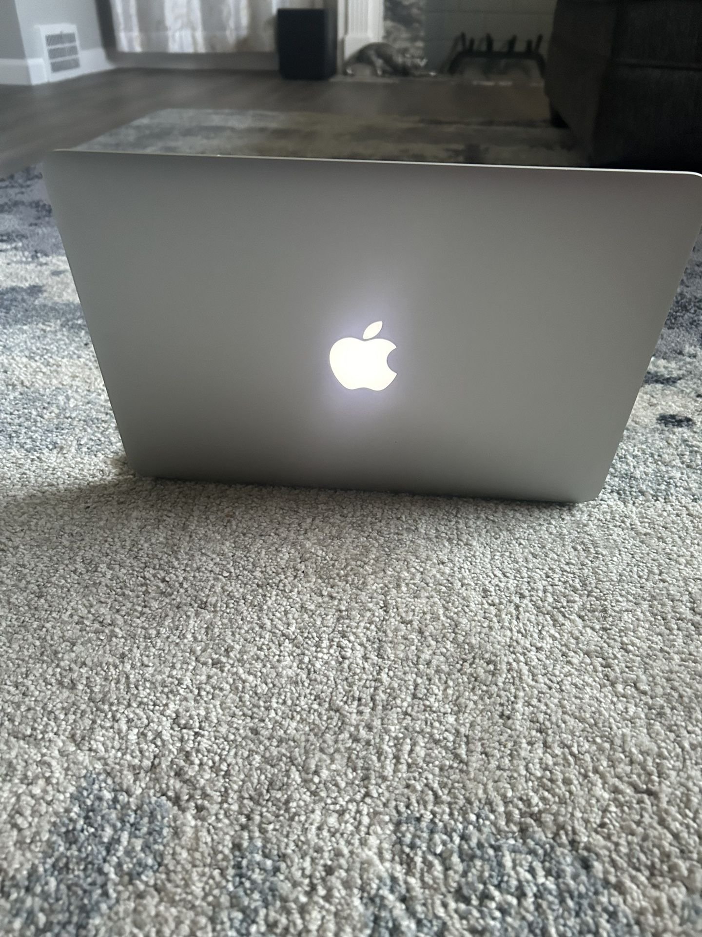 Macbook pro 13 inch retina