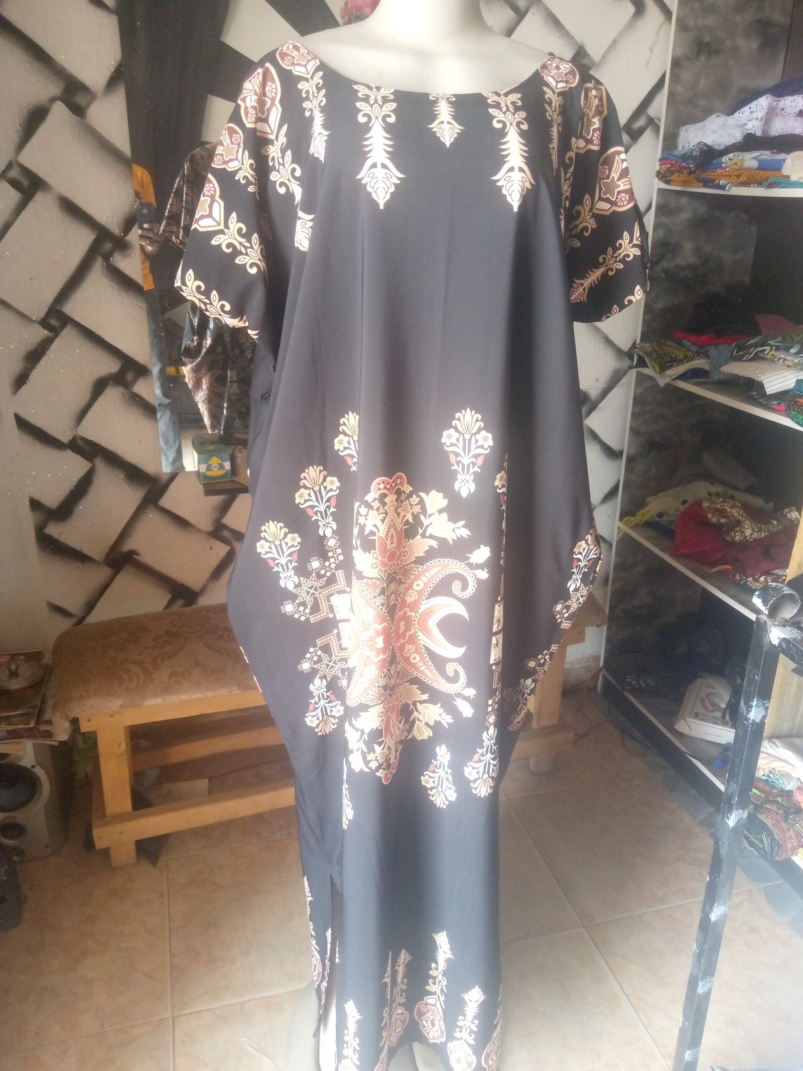 Shop clothing, shoes, & accessories in plateau – local deals 3 Gown