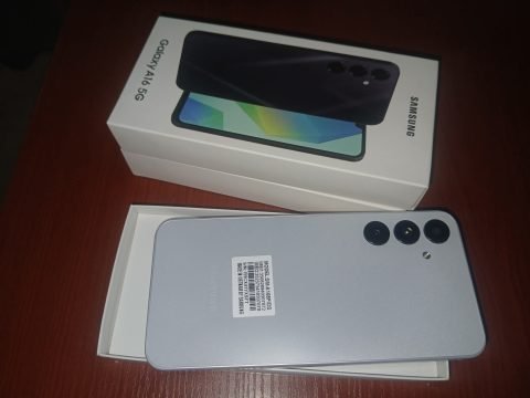 1000832319