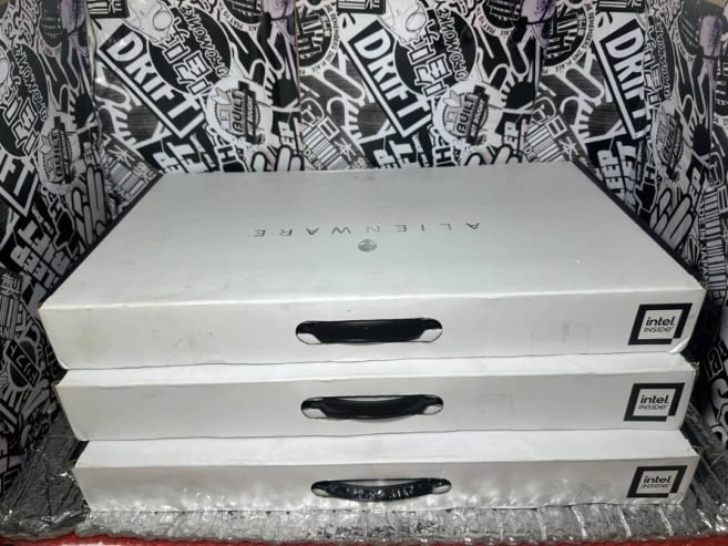 Brandnew laptop sealed(Box open to confirm) Alienware M16 R2 Gaming Laptop