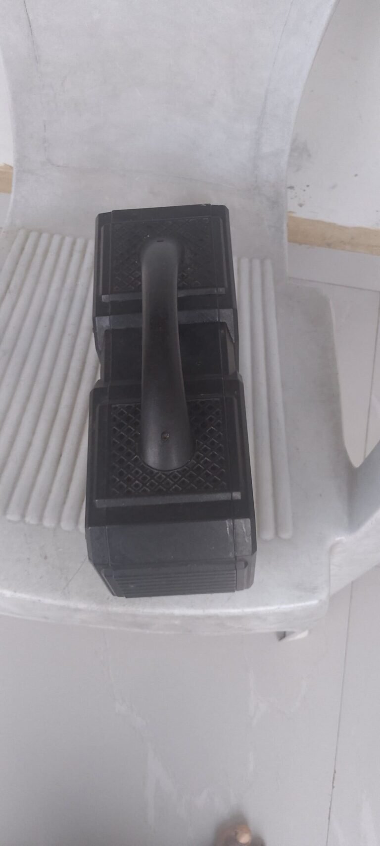 Clean mp3 woofer black
