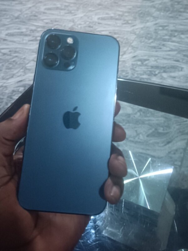 iPhone 12 pro Max