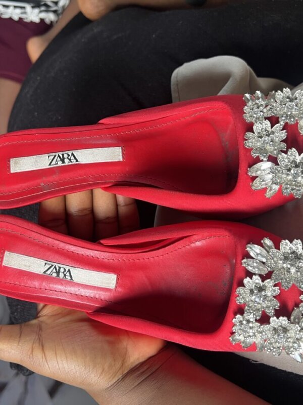 Cover front heels