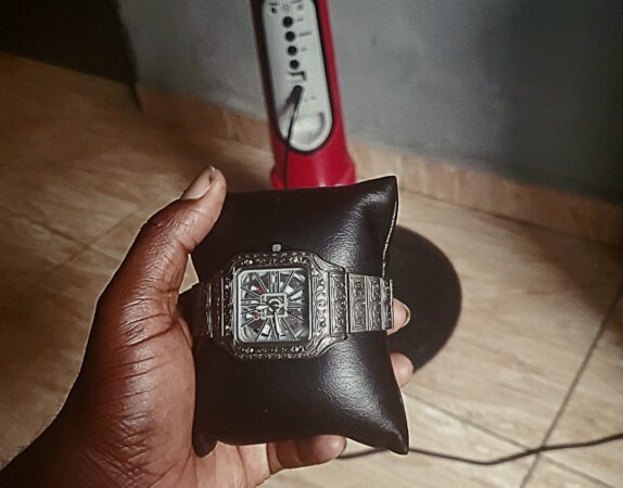 Cartier Wristwatch Men’s Cartier Wristwatch Men’s silver watch