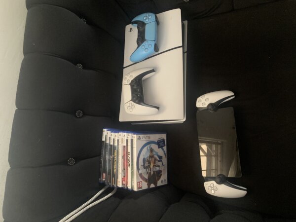 PS 5 PS 5