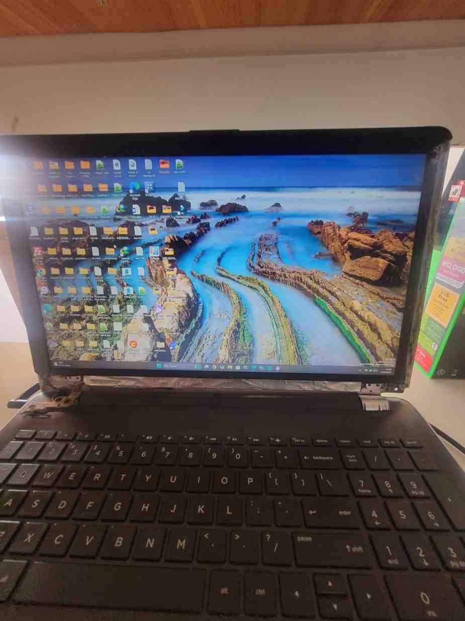 Hp 15-bs0xx core i7 8/256GB Ssd