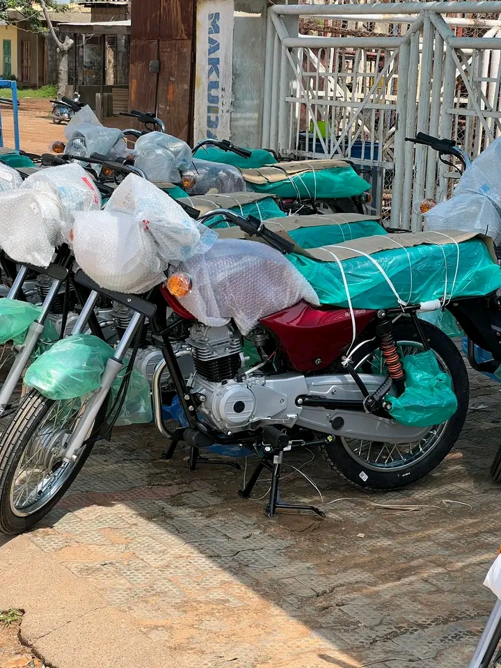 Bajaj Boxer