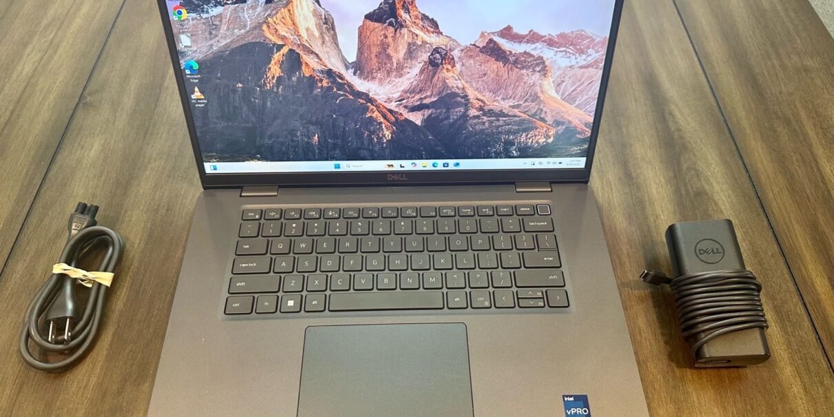 Dell Latitude 7530 Dell Latitude 7530 – i7-1265U, 32GB RAM, 512GB SSD – 15.6” FHD – W11