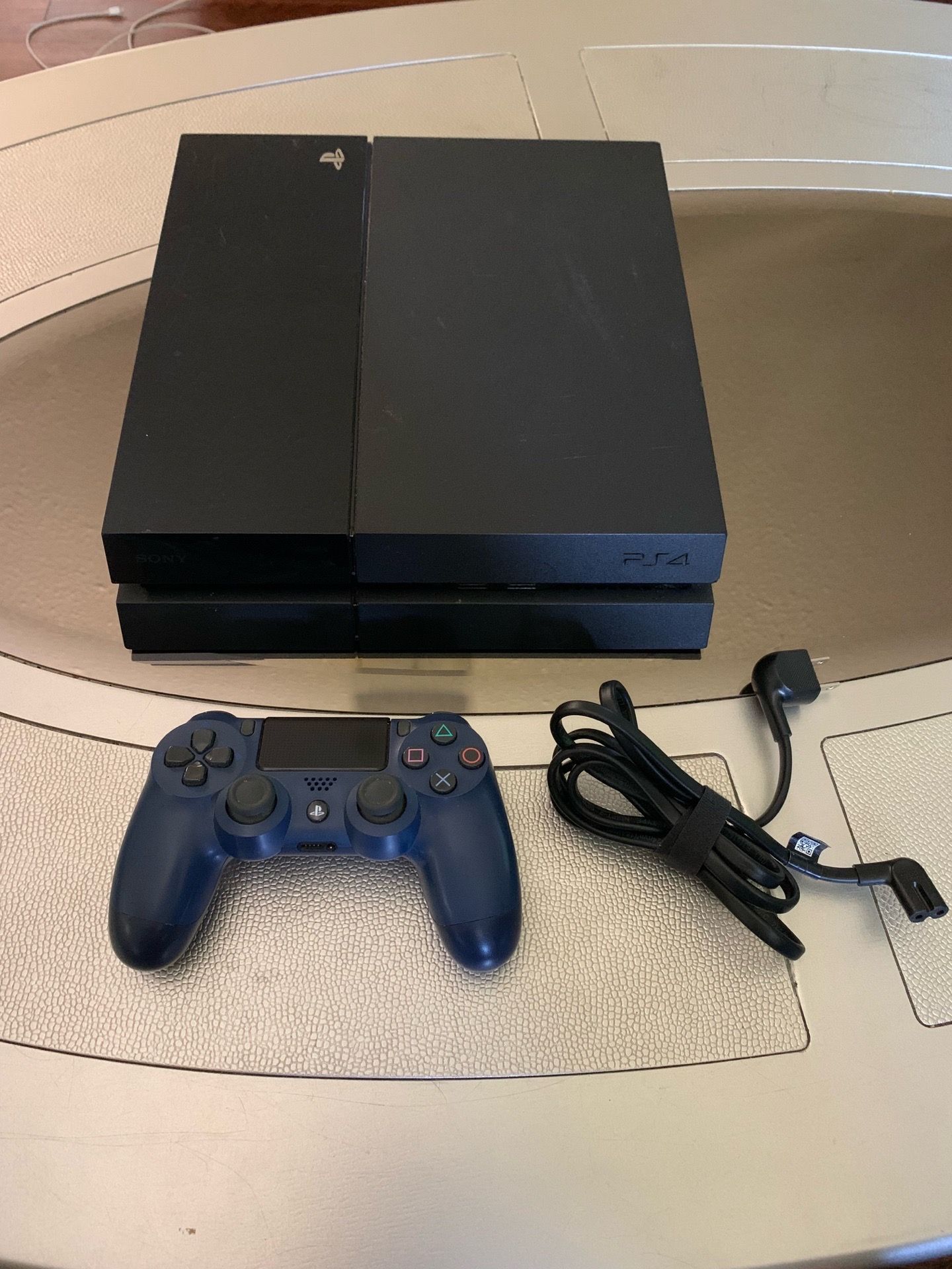 PlayStation 4 W Controller Tested