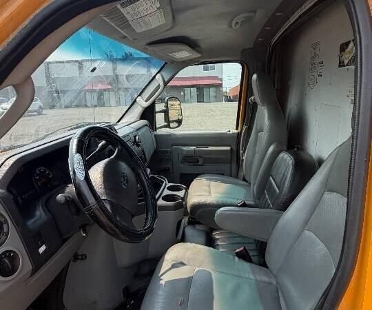 2011 Ford Econoline Commercial Cutaway