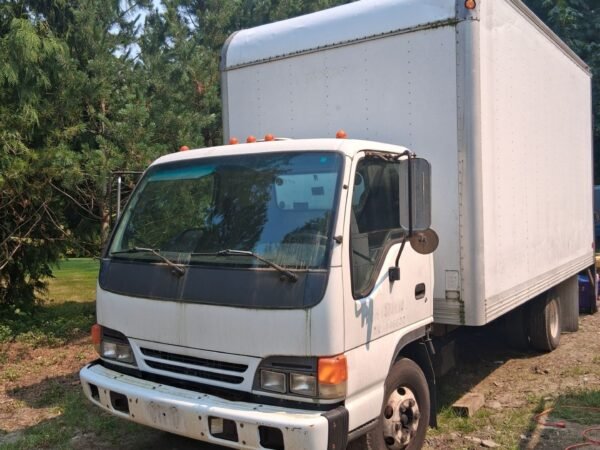 2005 Isuzu Npr Box truck